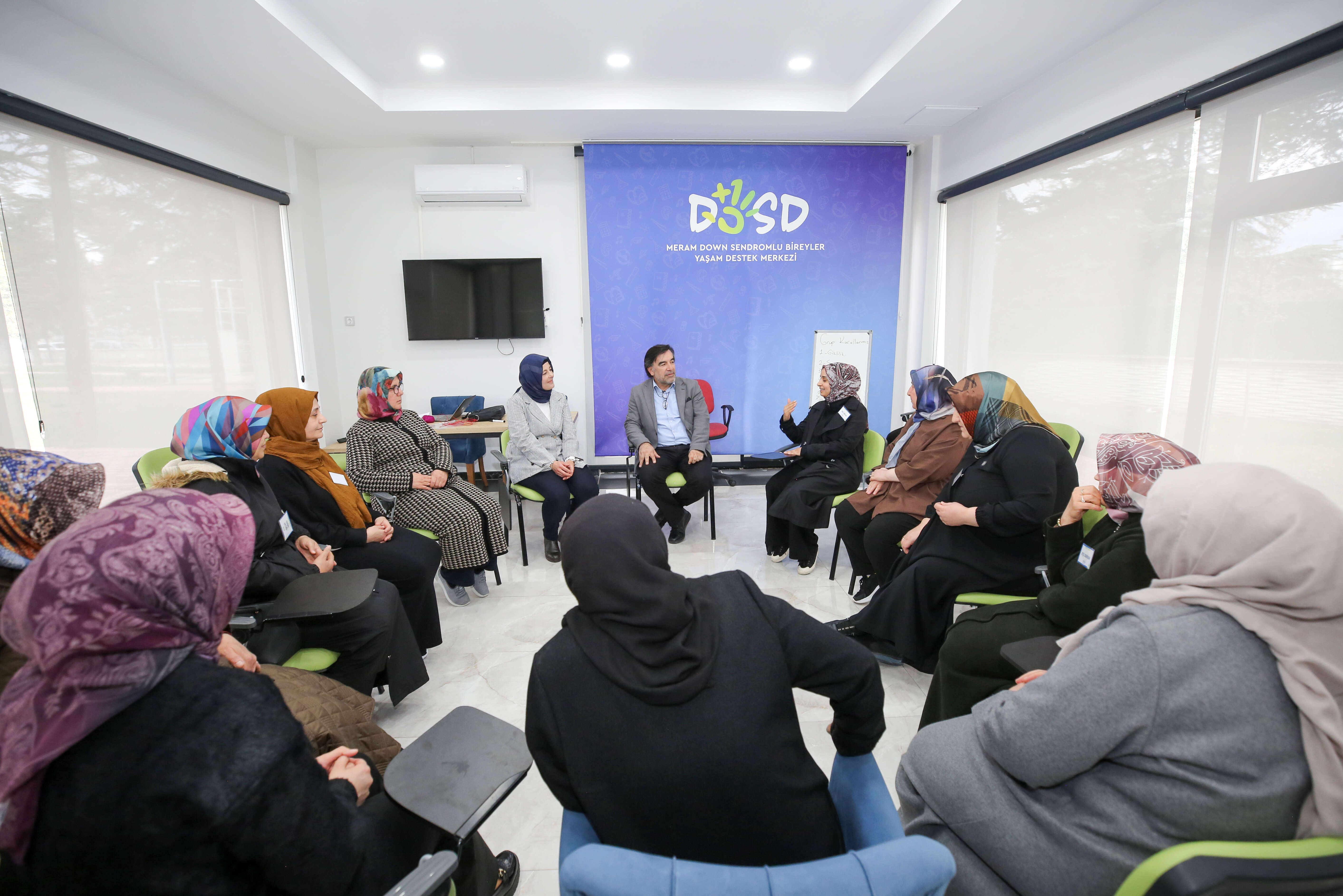 DOSD Meram’dan özel annelere özel eğitim programı