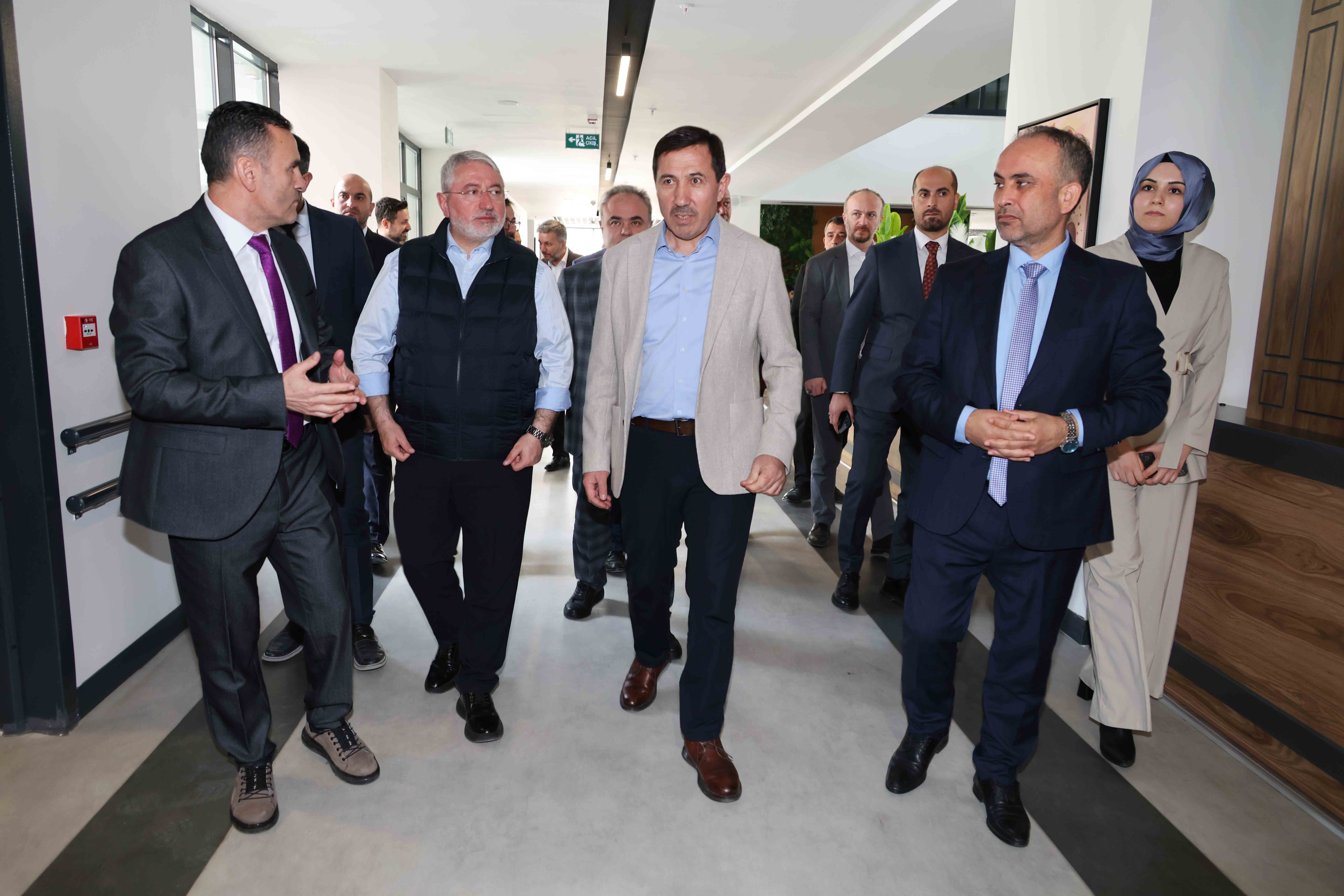 Çorum Belediye Başkanı’ndan Karatay’a ziyaret