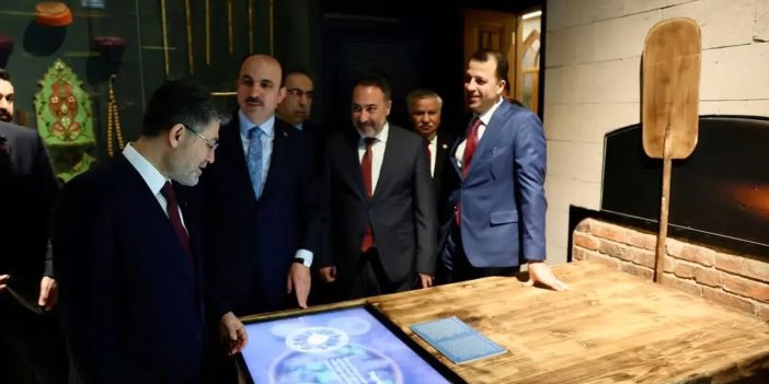 Bakan Yumaklı’dan Konya’nın tarihi dokusuna övgü