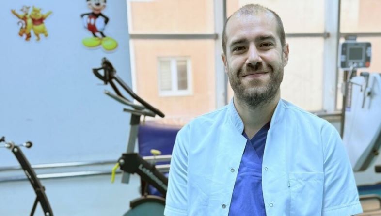 Parkinson'da erken tanı ve fizik tedavi hastalığın ilerlemesini yavaşlatıyor