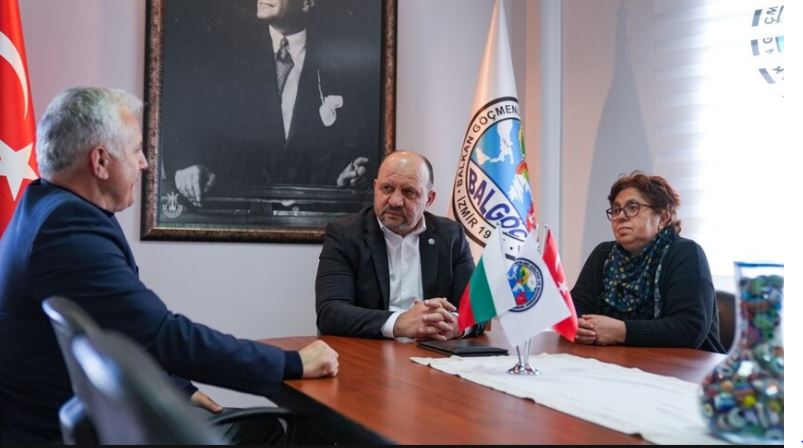 İzmir Alsancak'ta "bitmeyen altyapı çalışmaları" tepki çekiyor