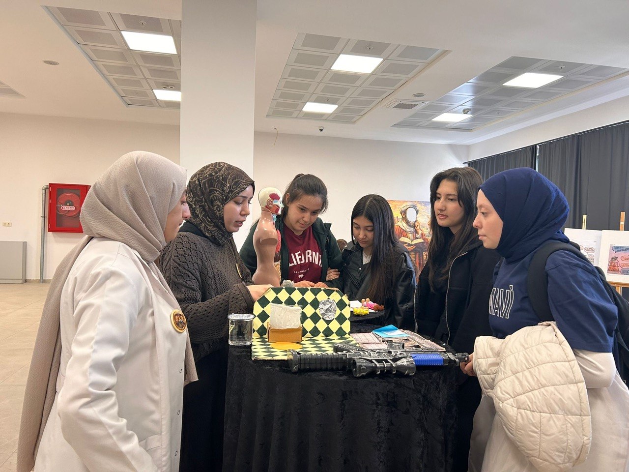 Lise Medeniyet Akademileri'nde Felsefe Festivali düzenlendi