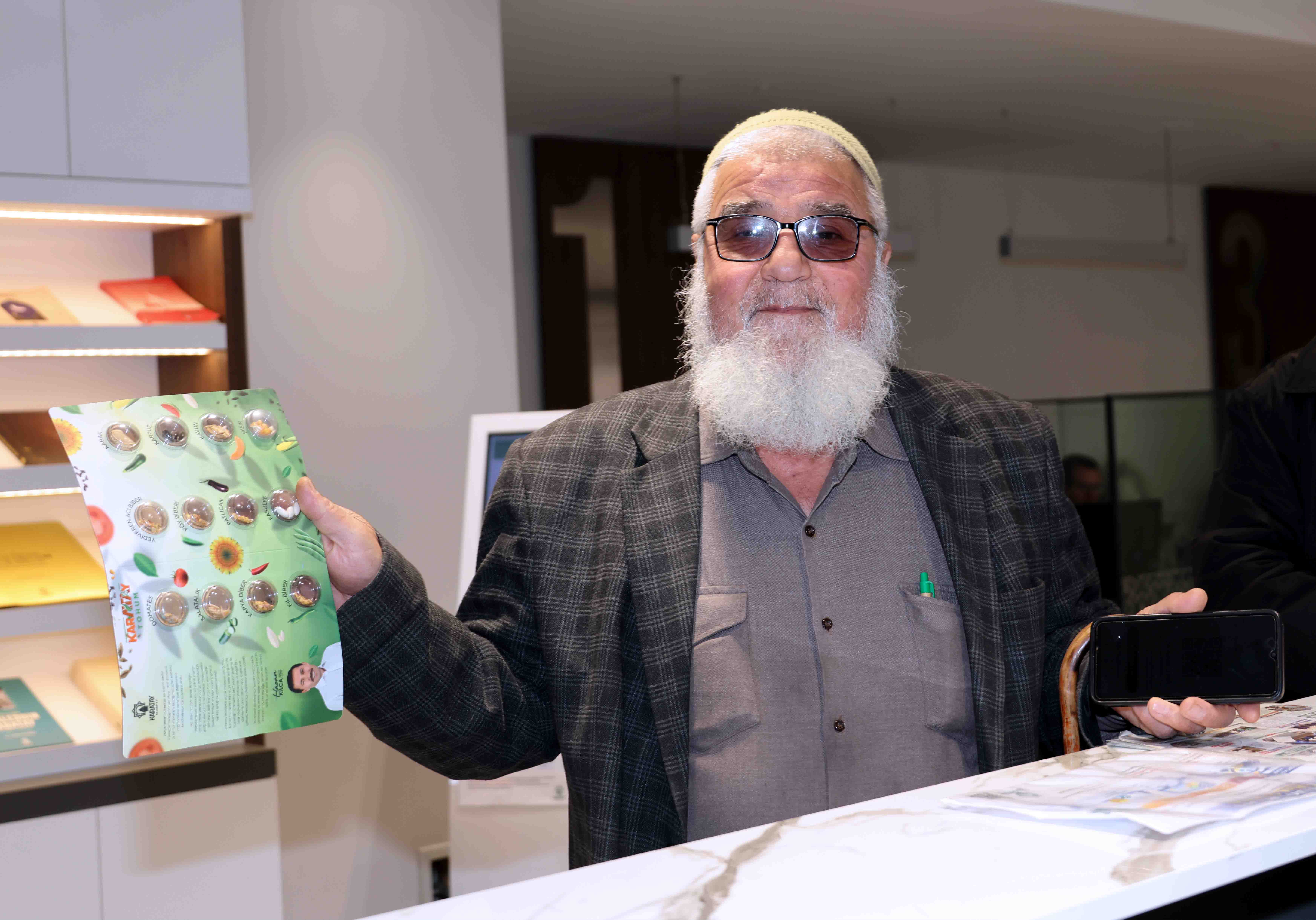 Karatay Belediyesi'nden ücretsiz ata tohumu dağıtımı