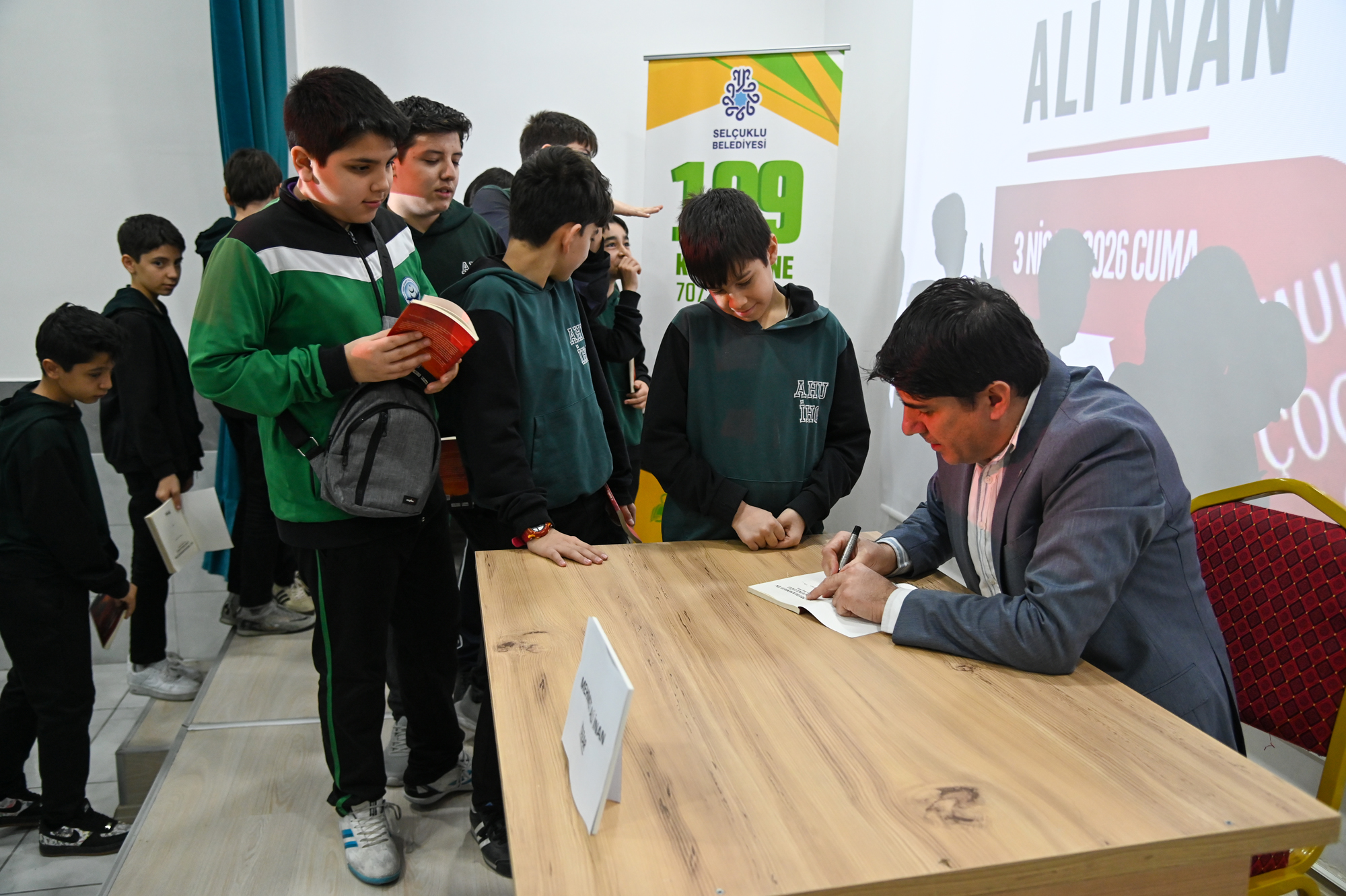 Selçuklu’dan okuma kültürüne anlamlı katkı