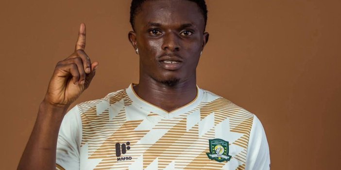 Futbol dünyası şokta! Genç futbolcunun kafasına sıktılar