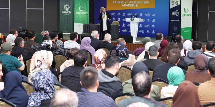 Konya'da 'Evlilik Akademisi' devam ediyor