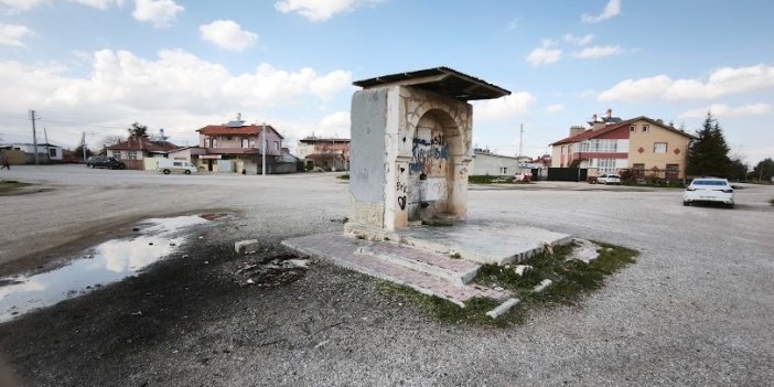 Konya'da Asırlık Tarihi Çeşme Virane Oldu!