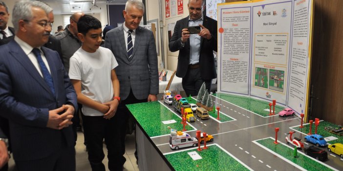 Konya’da bilim rüzgarı: Genç mucitler TÜBİTAK 4006 Fuarı'nda buluştu