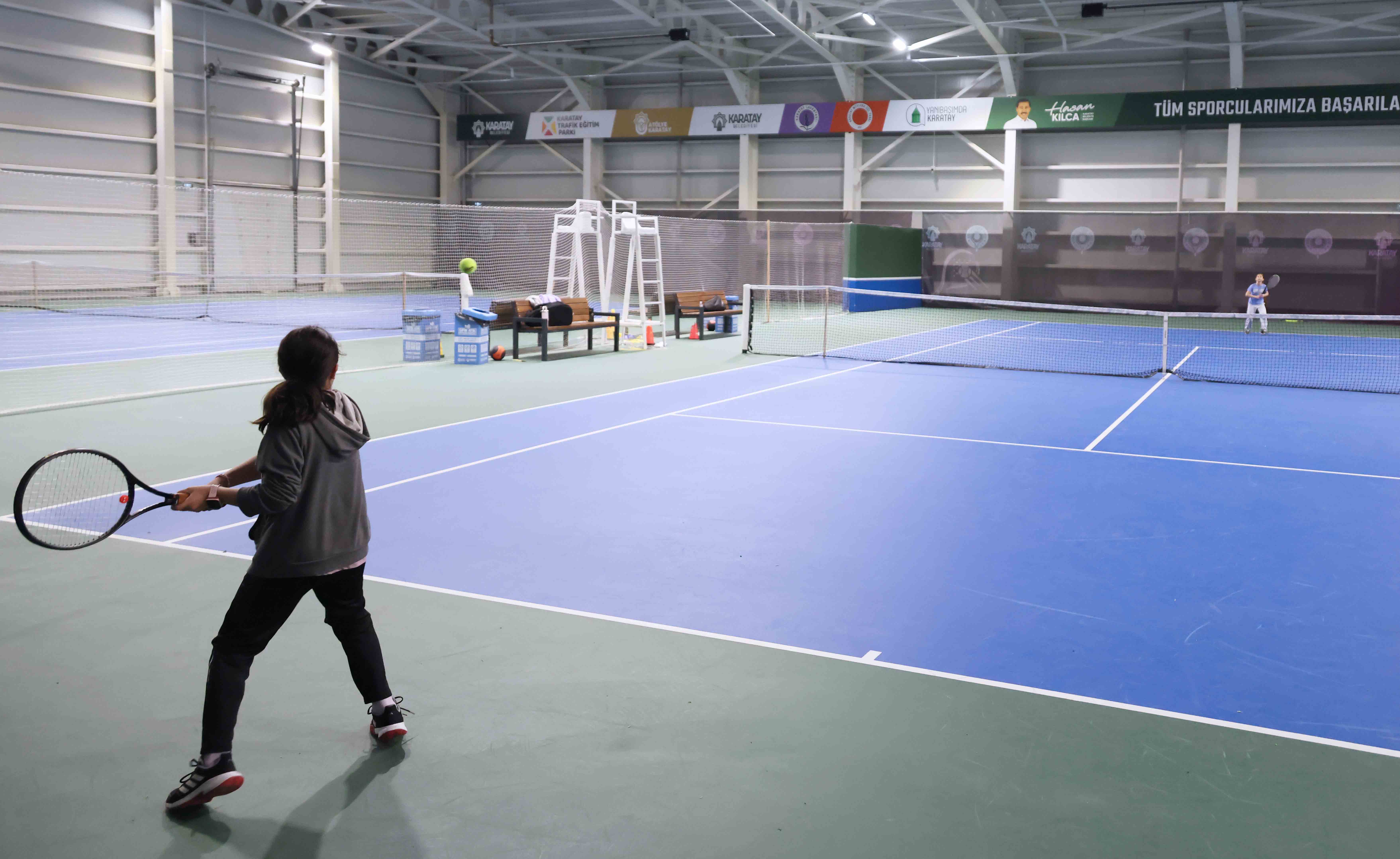 Karatay tenise ev sahipliği yapmaya devam ediyor