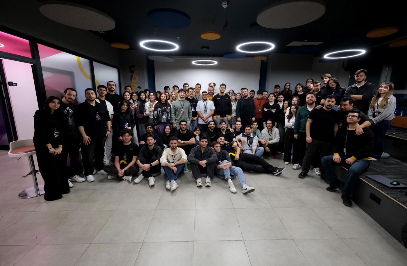 Üniversite Gençliği Konya Büyükşehir’in Gençlik Hamlesi Divizyon’la Gelişiyor