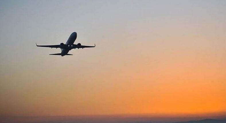 İran, yarın itibarıyla İstanbul ve Maskat dahil dış hat uçuşlarına yeniden başlayacağını duyurdu