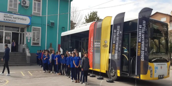 Nezaket Otobüsü öğrencilerle buluşmaya devam ediyor