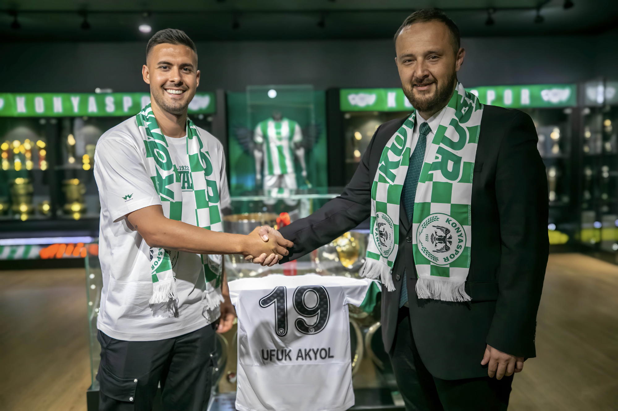 Konyaspor'da ikinci imza atıldı! Ufuk Akyol ile 2 yıllık anlaşma
