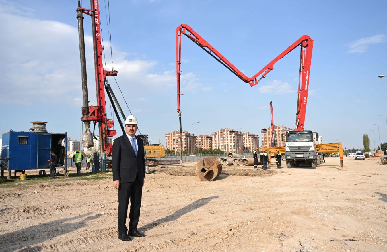 Başkan Altay: “otogar kavşağı’nda karayolunu ve raylı sistemi üste alacak bir köprülü kavşak çalışması yürütüyoruz”