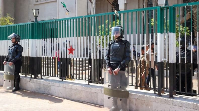 Suriye'de Esed'in kuzeni Necib'in yargılanmasına başlandı