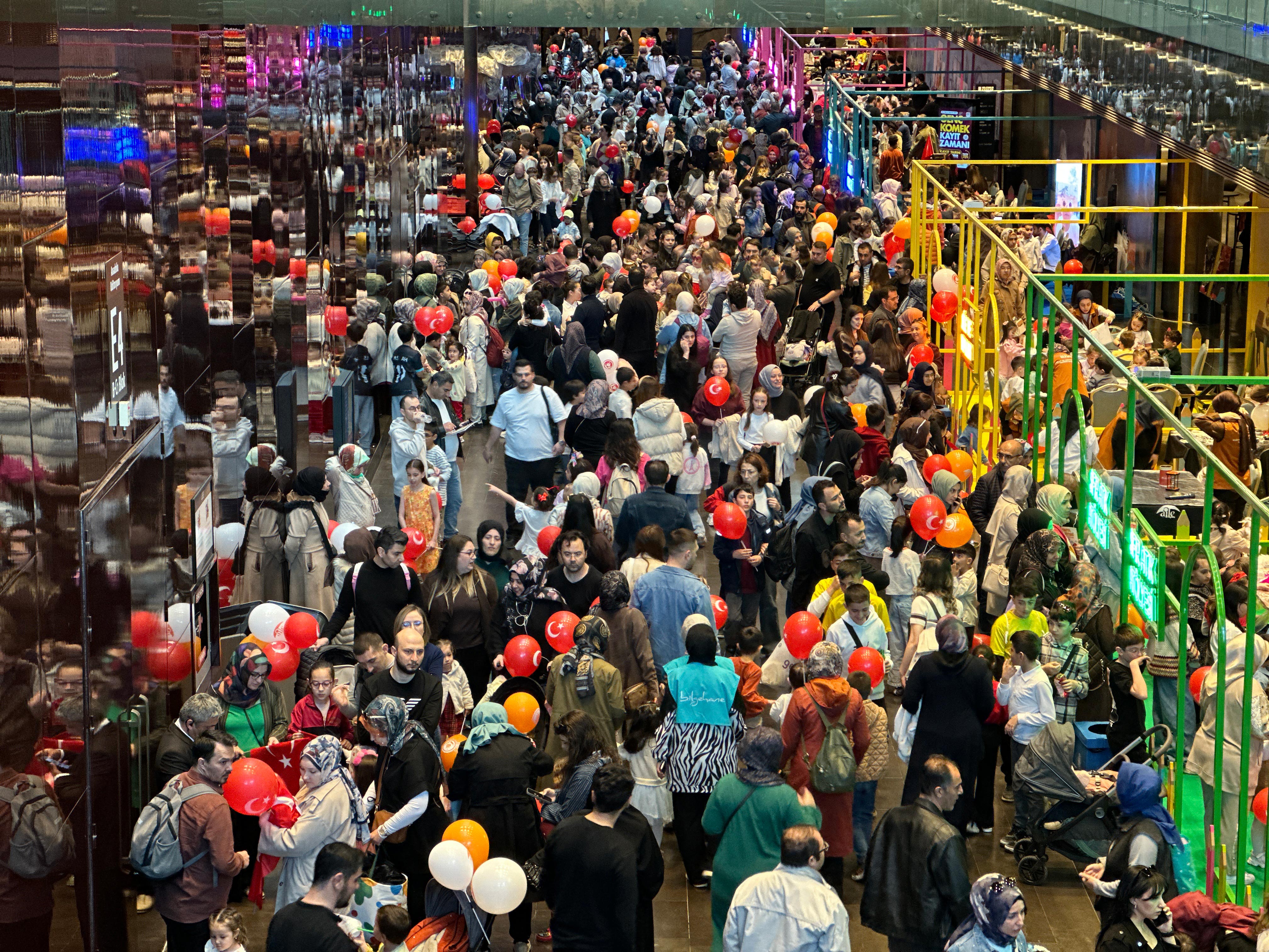 Başkan Altay, Kitap Günleri’ne katılan herkese teşekkür etti