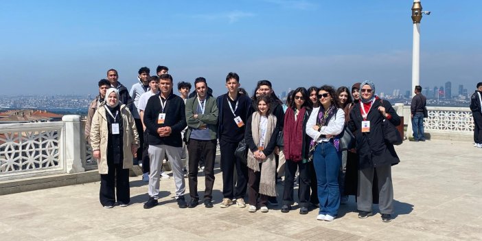 Konya'da YHT ile tarih yolculuğu: Binlerce öğrenci İstanbul’u keşfediyor