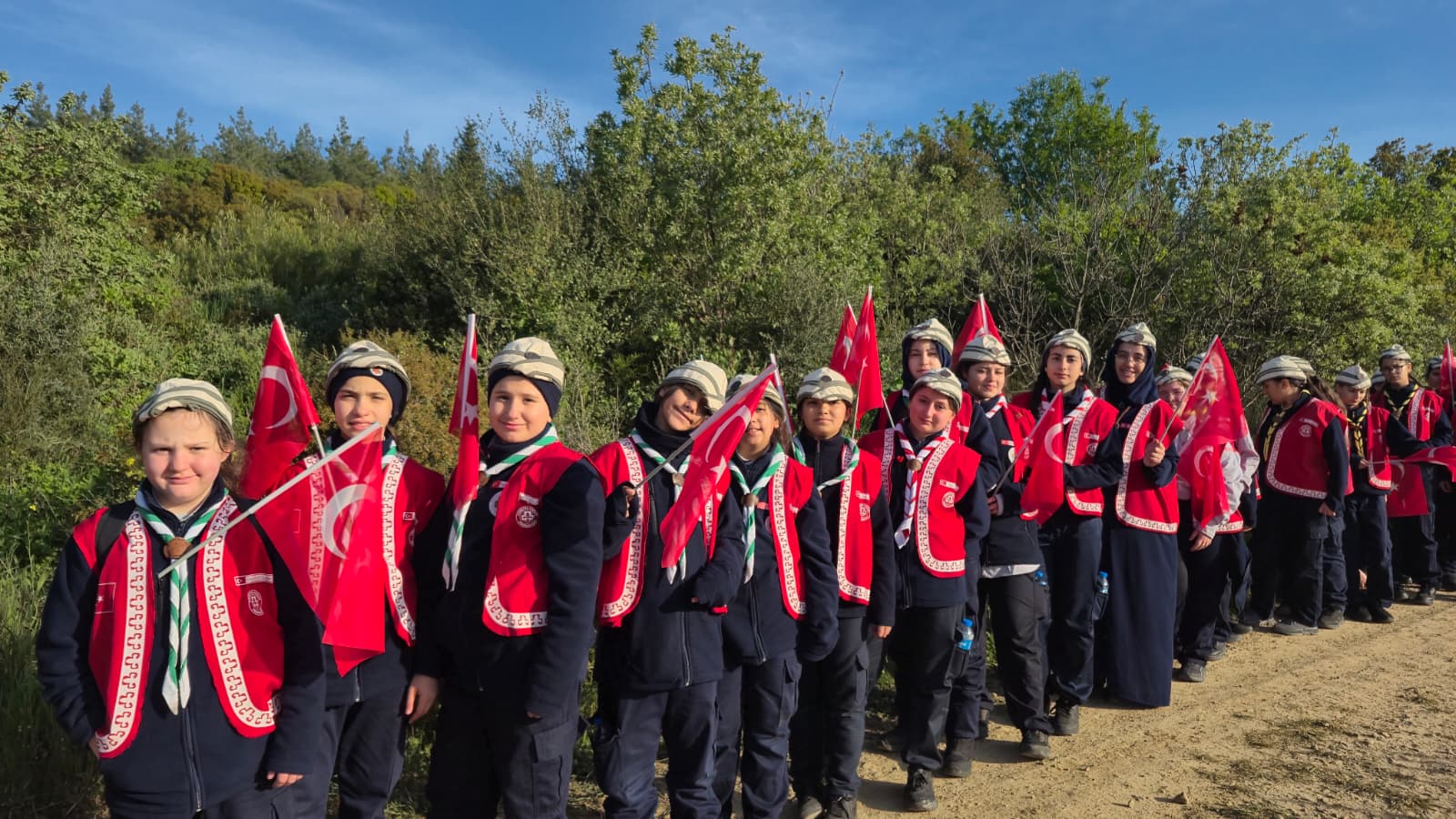 Meramlı izciler 111 yıl sonra aynı ruhla ecdadının izinde