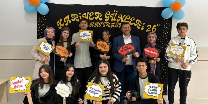 Geleceğin gazetecilerine kritik uyarı! “Meslek ölmüyor, şekil değiştiriyor”