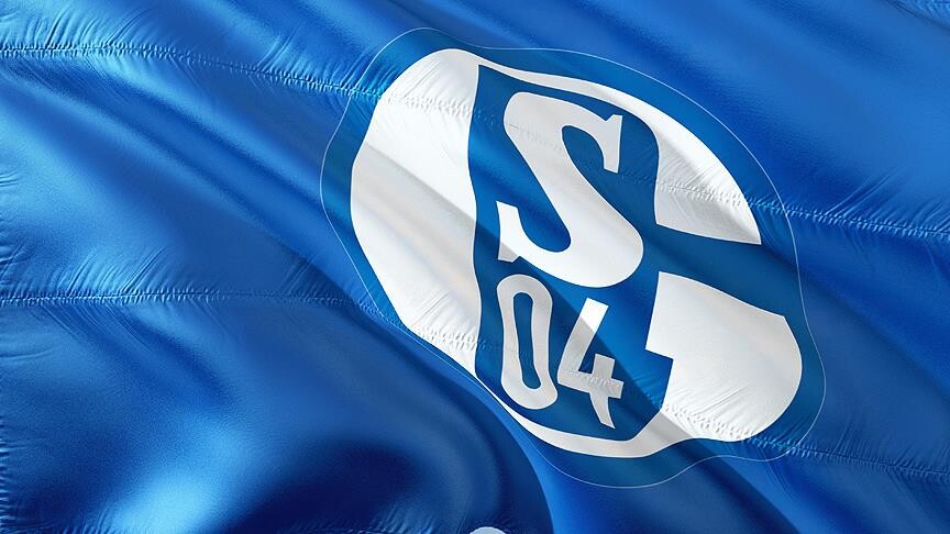 Schalke 04 kaptanı Kenan Karaman'ın ümidi milli takıma çağırılmak