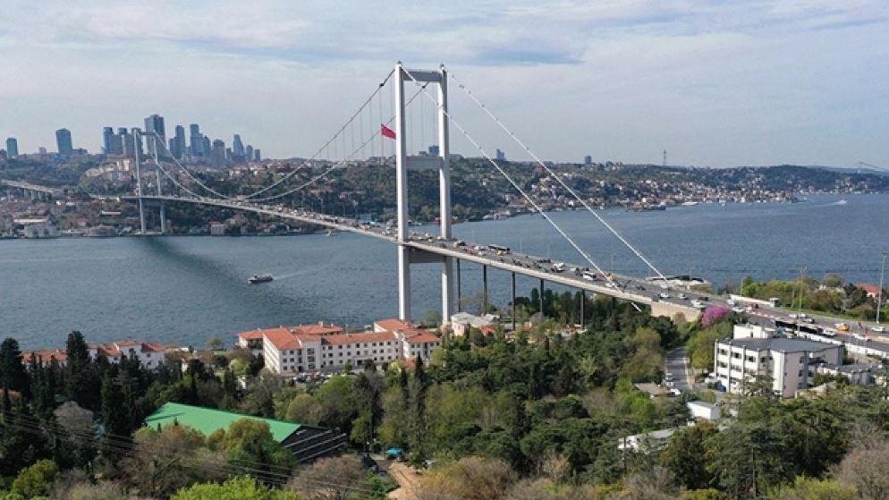 İstanbul Boğazı gemi trafiğine kapatıldı