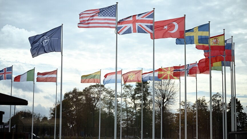 NATO, Almanya'daki asker çekme planının ayrıntılarını anlamak için ABD ile birlikte çalıştığını söylüyor.