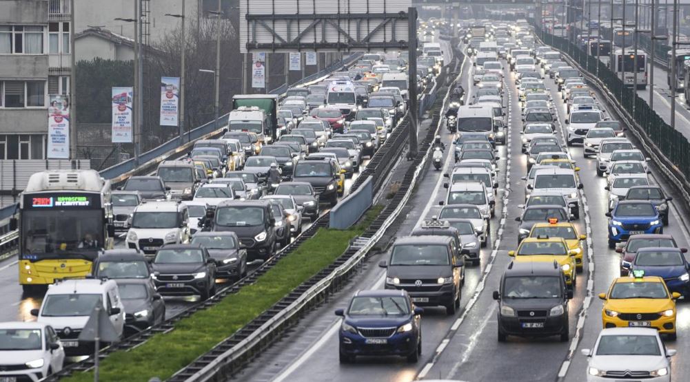 İstanbul'da bugün bazı yollar trafiğe kapatılacak
