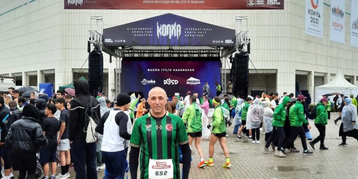Karapınarlı Atlet Ceyhan Aydın, Konya Yarı Maratonu’nda Memleketini Temsil Etti