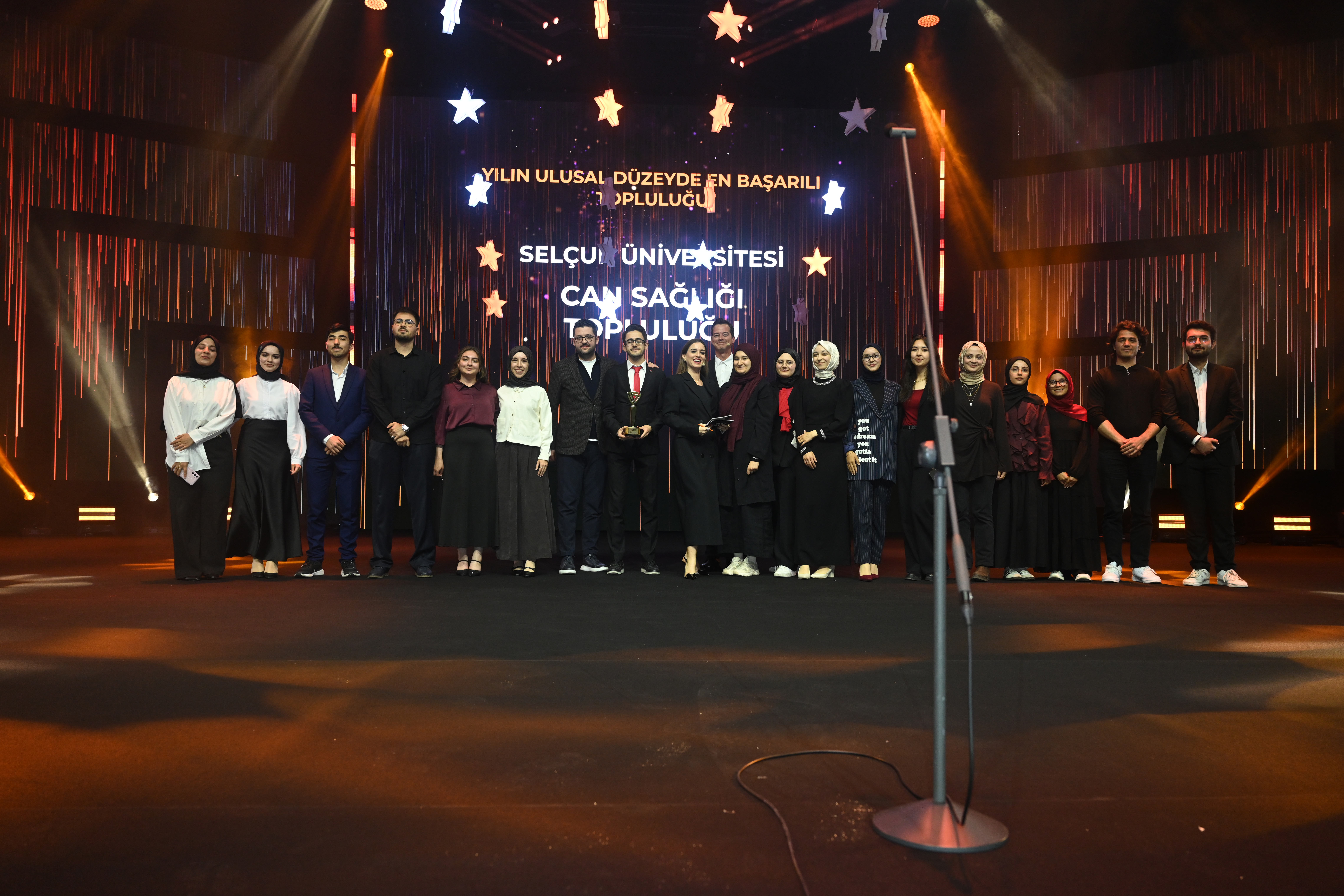 2. Gençlik Meclisi Topluluk Ödülleri sahiplerini buldu