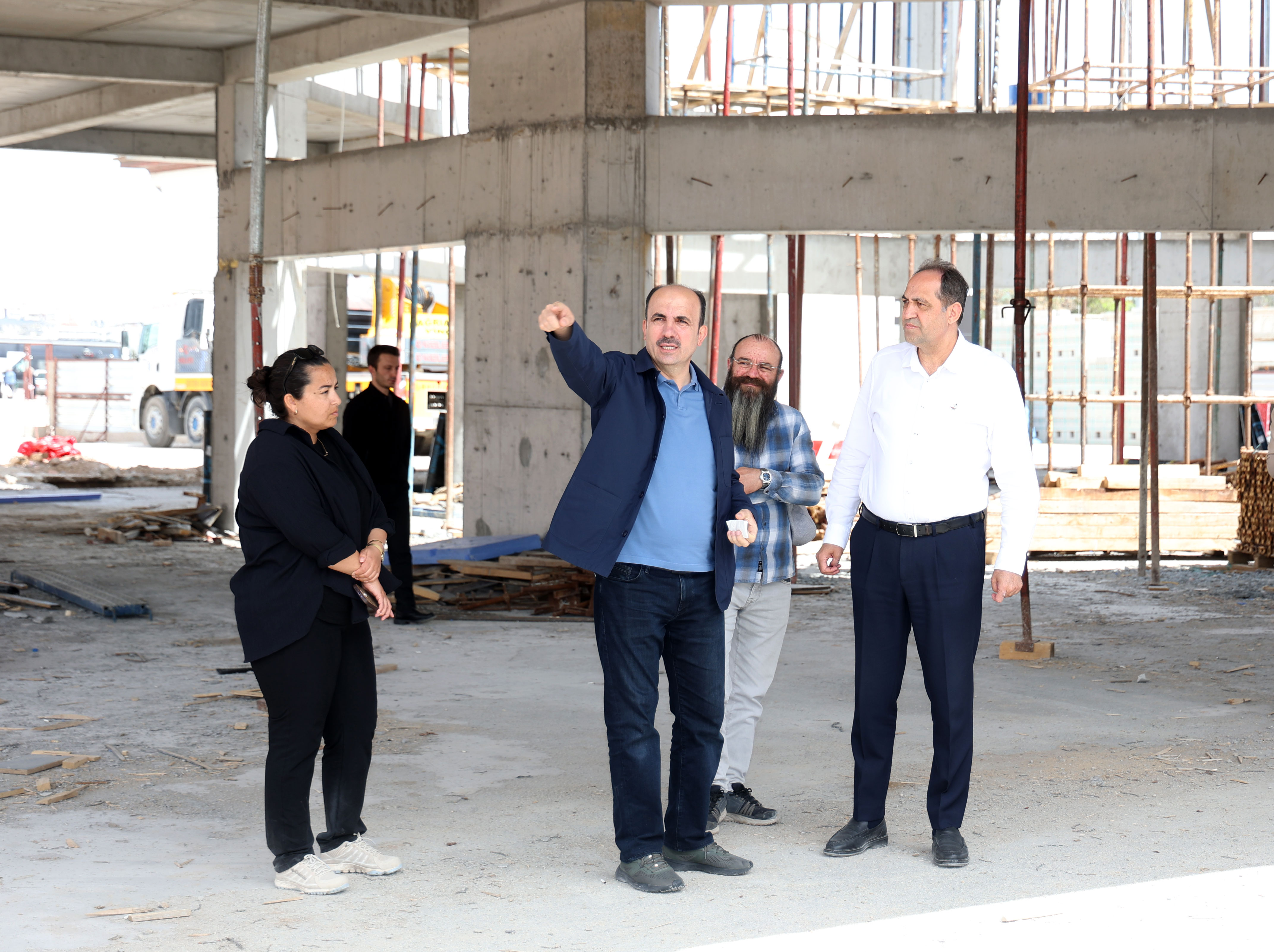 Başkan Altay: Türbe Arkası Konya'ya yakışır bir hale dönüşecek