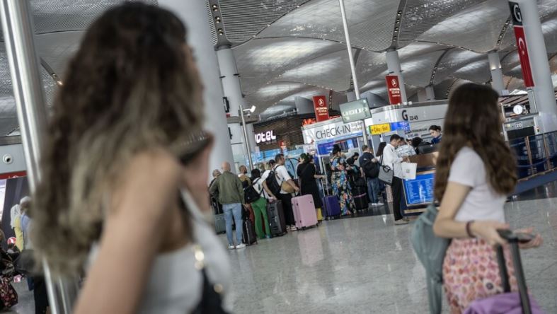 Bayram tatilinde 180 milyar liralık seyahat hacmi bekleniyor