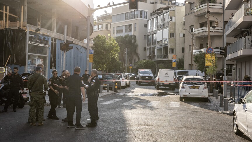Lübnan'dan fırlatılan patlayıcı yüklü insansız hava aracı İsrail'in kuzeyine düştü, 2 kişi yaralandı.