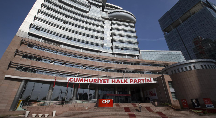 CHP, Burcu Köksal'ı disipline sevk etti