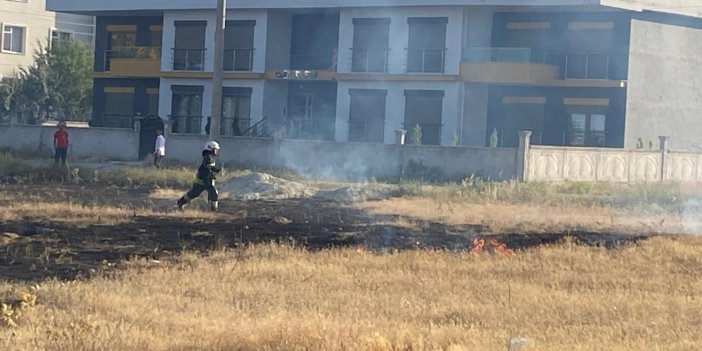 Konya'da kuru otlar yangına neden oldu! Erken müdahale ile faciadan dönüldü