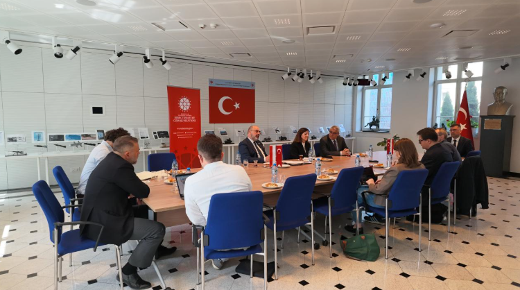 İletişim Başkanlığı 'NATO'nun Geleceği ve Polonya-Türkiye Savunma İşbirliği' paneli düzenledi