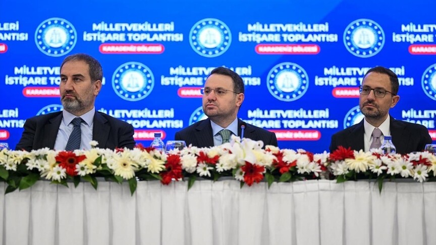 Adalet Bakanı Gürlek, Karadeniz Bölgesi milletvekilleriyle bir araya geldi