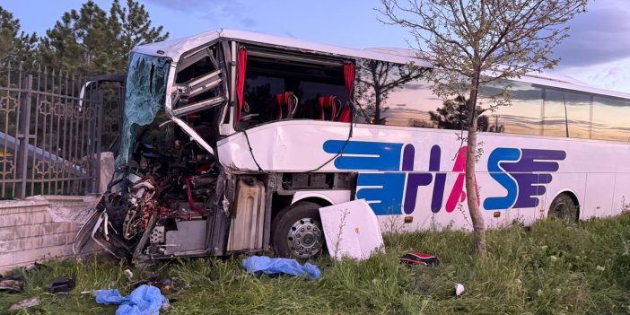 Konya merkezde yolcu otobüsü TIR'la çarpıştı! Ölü ve yaralılar var