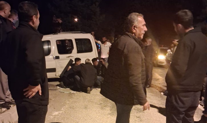 Konya Cihanbeyli'de otomobil ve motosiklet çarpıştı