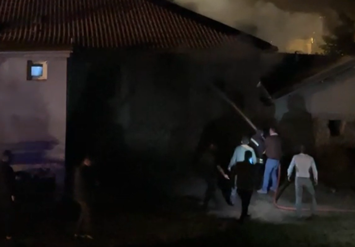 Konya Seydişehir'de binada çıkan yangın paniğe neden oldu