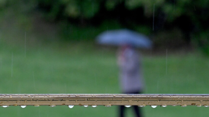 Meteorolojiden bazı iller için gök gürültülü sağanak uyarısı