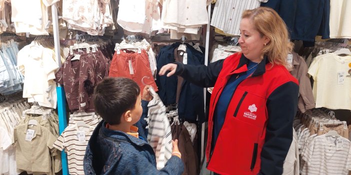 Vakıflar Konya Bölge Müdürlüğü'nden Kurban Bayramı'nda 1.086 Öksüz ve Yetim Çocuğa Giyim Yardımı