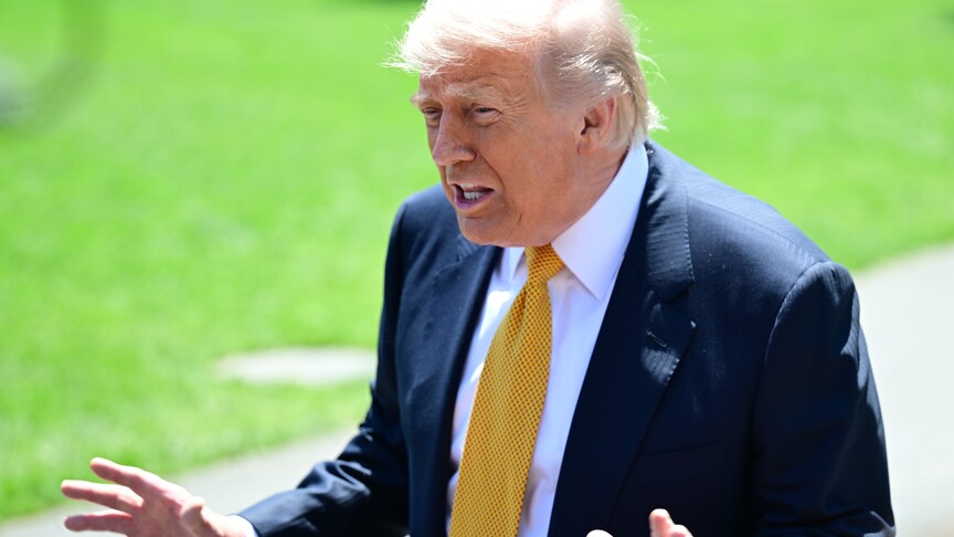 Trump, İran'ın Hürmüz Boğazı'ndan geçişlerden ücret almasını kabul etmeyeceklerini vurguladı