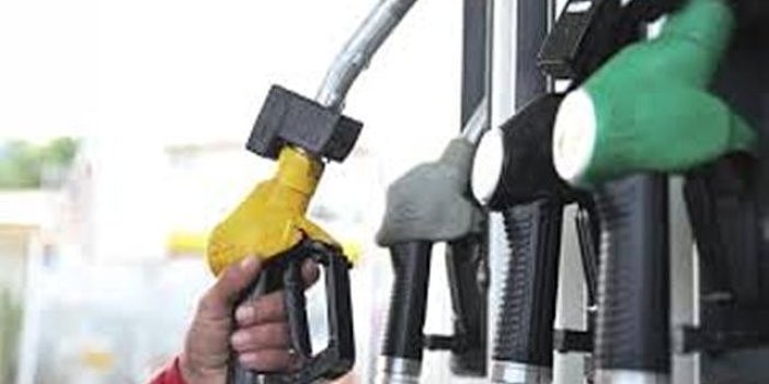 Akaryakıta çifte indirim! Motorin kritik sınırın altına inecek