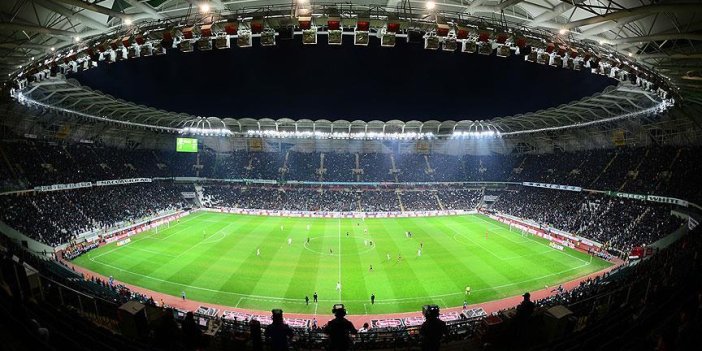 Başkan Altay taraftarı kırmadı: Kılınçarslan Meydanı iptal!