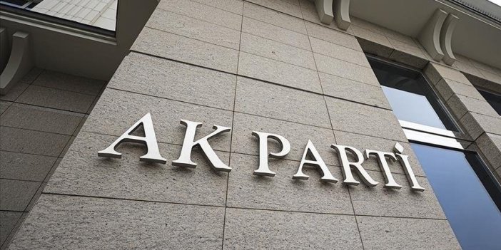 AK Parti'de Adana, Diyarbakır, Giresun ve Siirt il başkanları görevden alındı