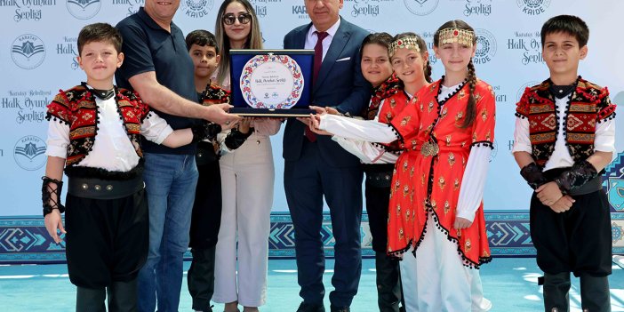 Konya'da kültür ve sanat buluşması! Halk oyunları renkli görüntülere sahne oldu