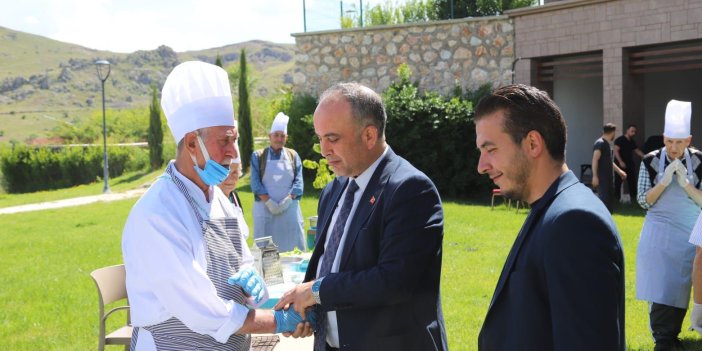 Konya'da huzurevinde renkli görüntüler: Tecrübe Kazandı, Lezzet Taçlandı