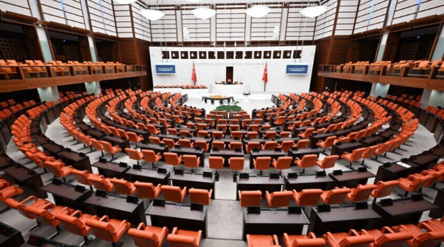 TSK ile ilgili düzenlemeleri de içeren kanun teklifi TBMM'de