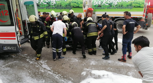 Konya’daki fabrika yangınında korku dolu anlar: Yaralı itfaiyeci hastaneye kaldırıldı