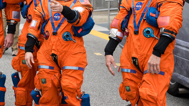 NASA, Artemis III görevi kapsamında Ay'a yolculuk yapacak astronotları açıkladı